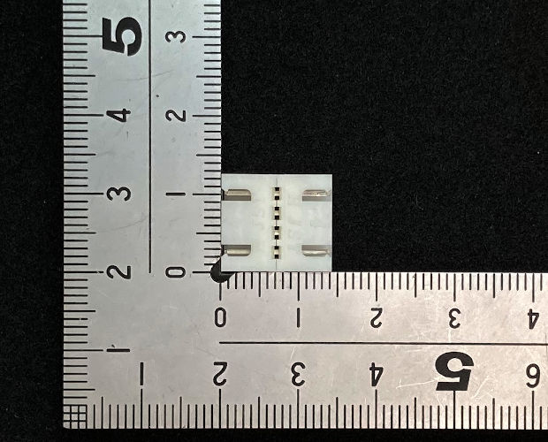 XHコネクタ ケーブル中継用アダプタ 4P