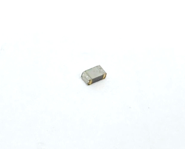 チップ形 積層メタライズドPPSフィルムコンデンサ 16V 4700pF チップ形 積層メタライズドPPSフィルムコンデンサ 16V 4700pF