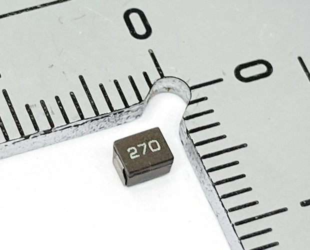 チップインダクタ 3225サイズ 27μH 3.2Ω 10mA (100個入) ■限定特価品■