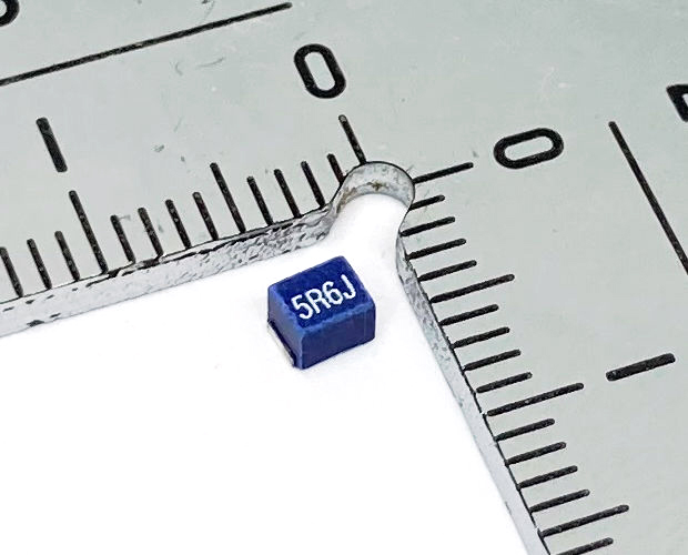 チップインダクタ 3225サイズ 5.6μH 1.6Ω 200mA (100個入) ■限定特価品■