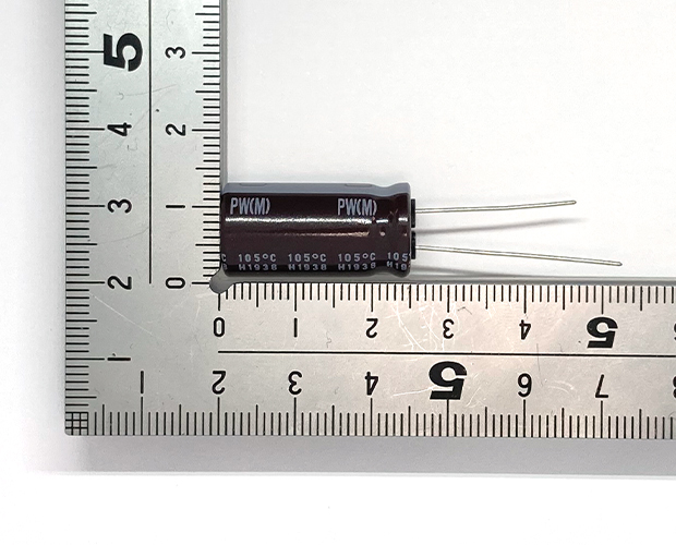 低インピーダンス 電解コンデンサ 10V 3,300μF 105℃ (50個入) ■限定特価品■